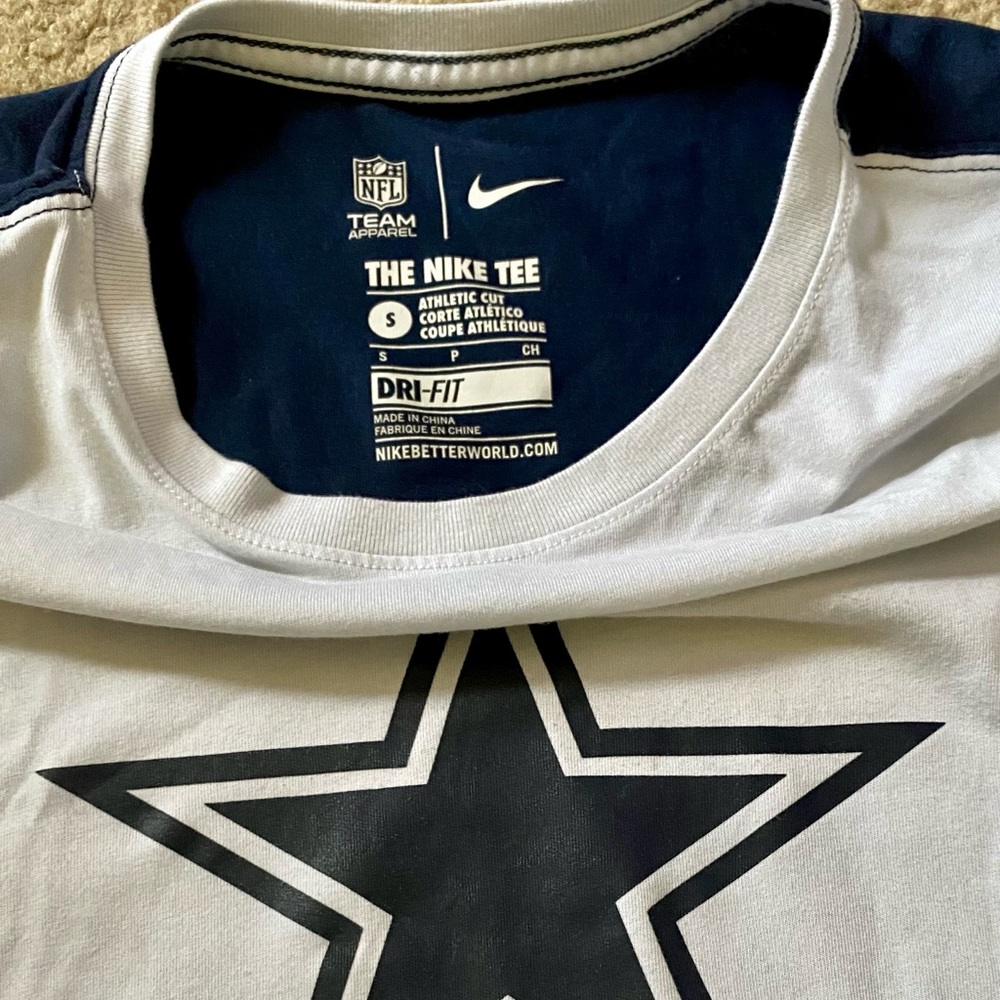 Dallas Cowboys Long Sleeve - Picture 4 of 8